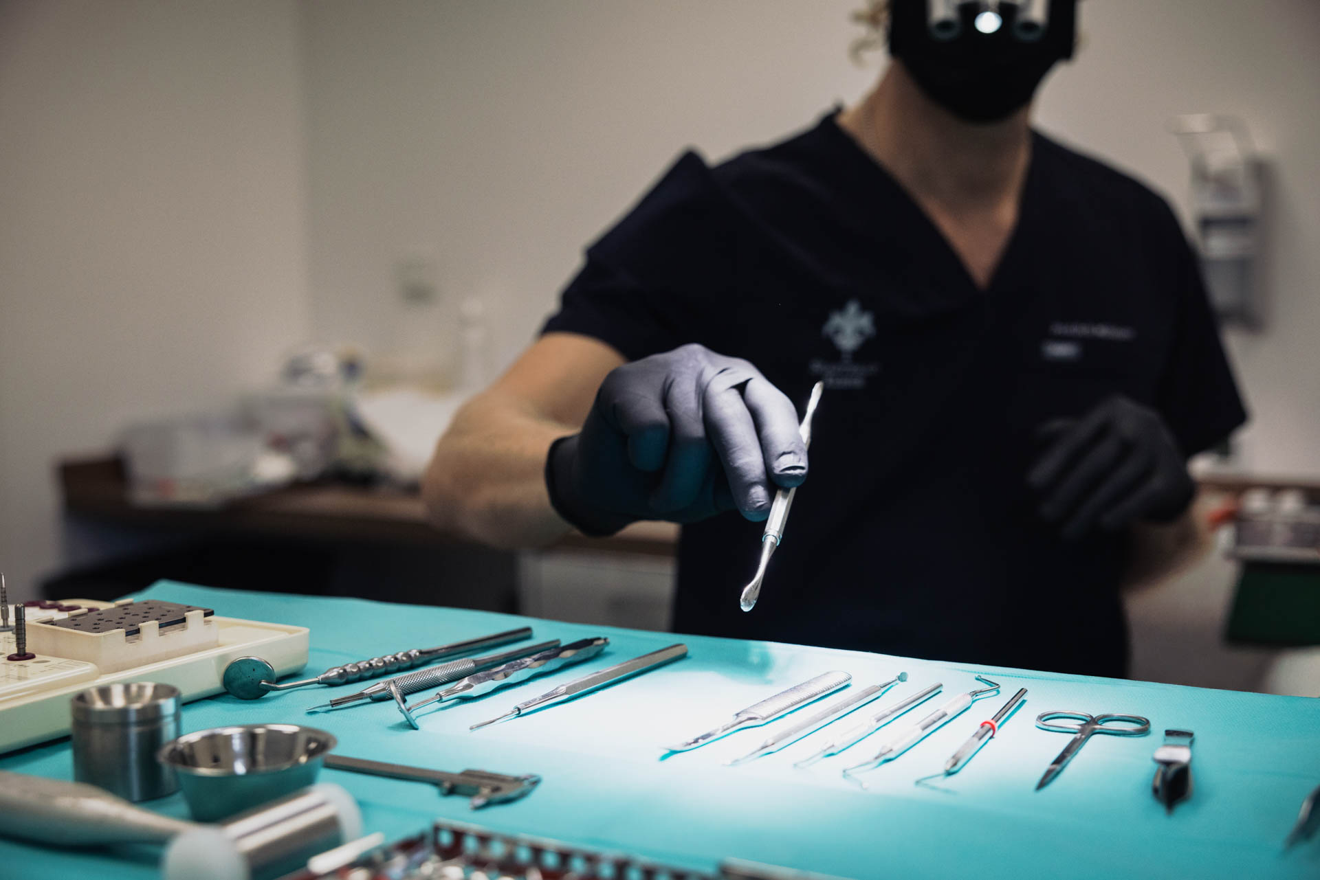 Instrumente für den Knochenaufbau in der Stadtwald Klinik